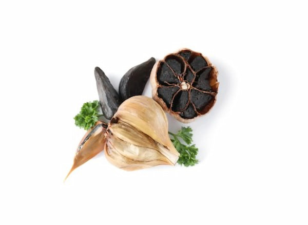 تصویر 1 از قیمت خرید سیر سیاه فرآوری شده + فروش ویژه